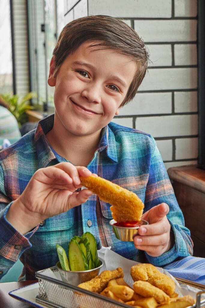 kid eating food